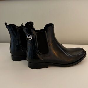 Michael Kors Women’s size 7.5 Chelsea rain boot